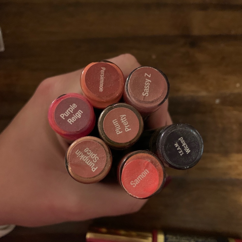 Gently used Lipsense, used 1 time or less.